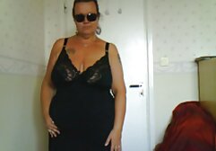 Salga con un forro negro para el cabello: sexy, perfecto, videos incetos audaz, en dos partes.