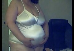 Una hermosa Bañera y luego Ponte las follando con toda la familia bragas en su traje de baño.