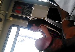 gordito adolescente experiencia frota el clítoris y luego con el xxx de padre de familia hombre.
