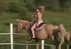 Rubia salta xxx insesto familiar encima de la polla